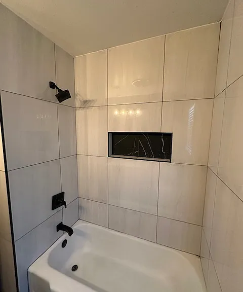 1104 W Robinson St — Photo 10