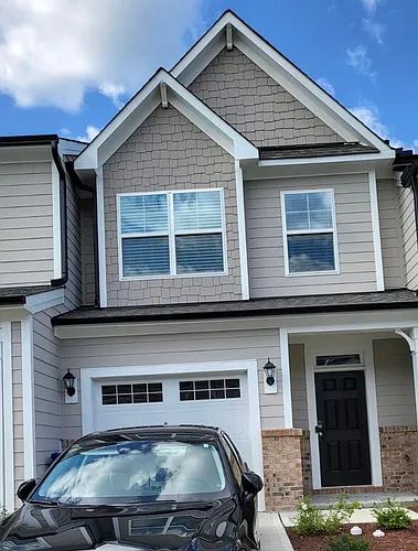 1023 Heartstone Way Photo 1