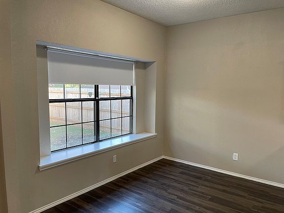 5th image of 3120 Clovermeadow Dr