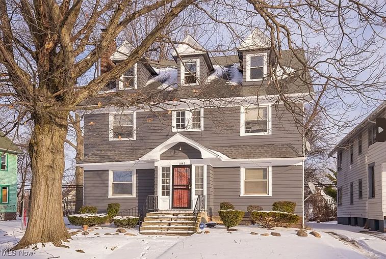 1st image of 1045 Carlyon Rd #1