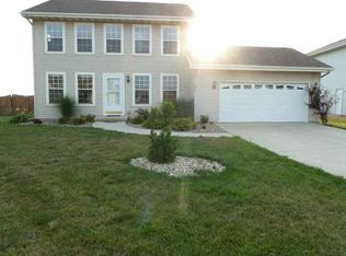 2013 Marina Dr, Normal, IL 61761