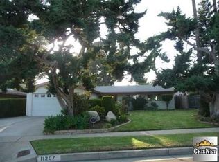 11207 Paso Robles Ave, Granada Hills, CA 91344