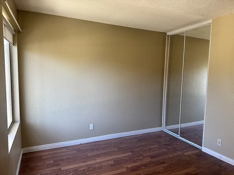 7380 Park Ridge Blvd #221 — Photo 15