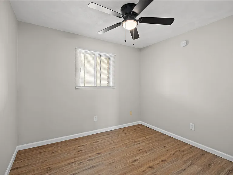 1000 Olive St #214 — Photo 5