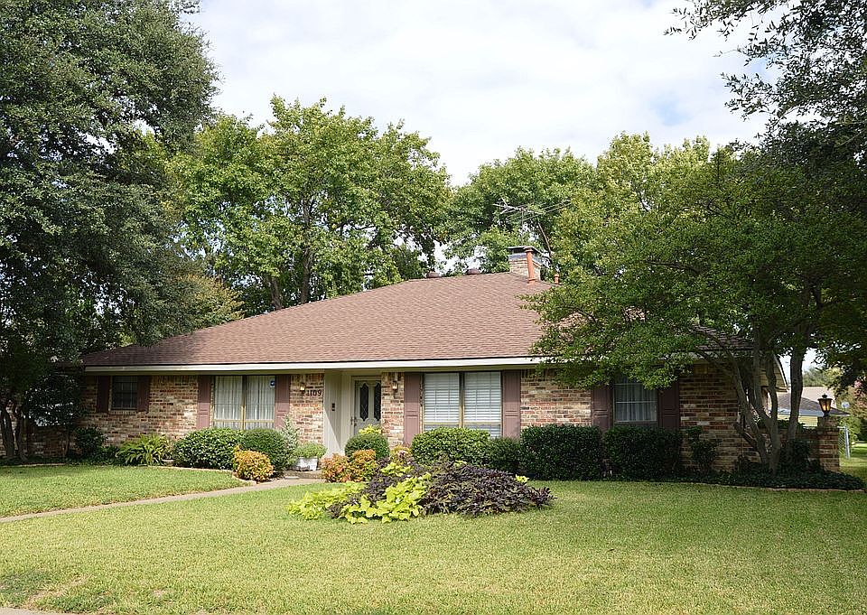 1st image of 1109 Northpark Dr