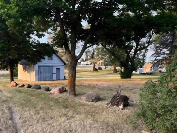 396 W Illinois St, Farwell, MI 48622