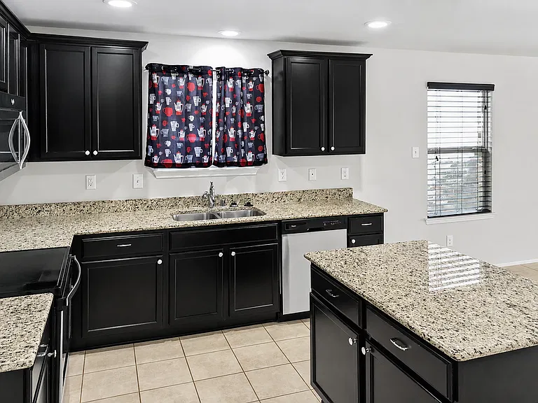 433 Magma Dr — Photo 13