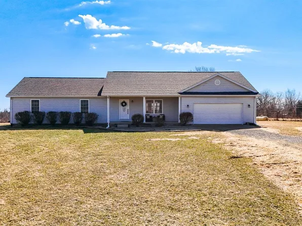 6430 Welcome Rd E, Hillsboro, OH 45133