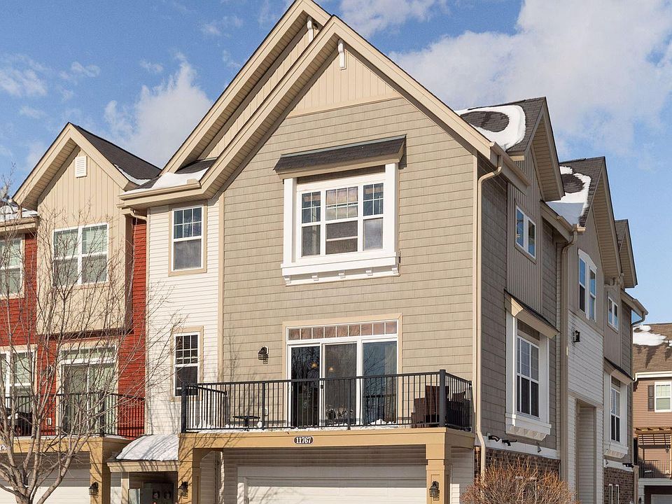 1st image of 11767 Emery Village Dr N #1201