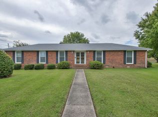 220 Knob Rd, Lebanon, TN 37087