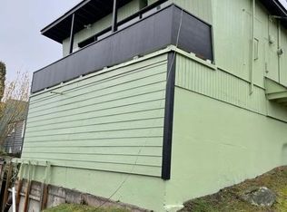 10740 Lake City Way NE, Seattle, WA 98125