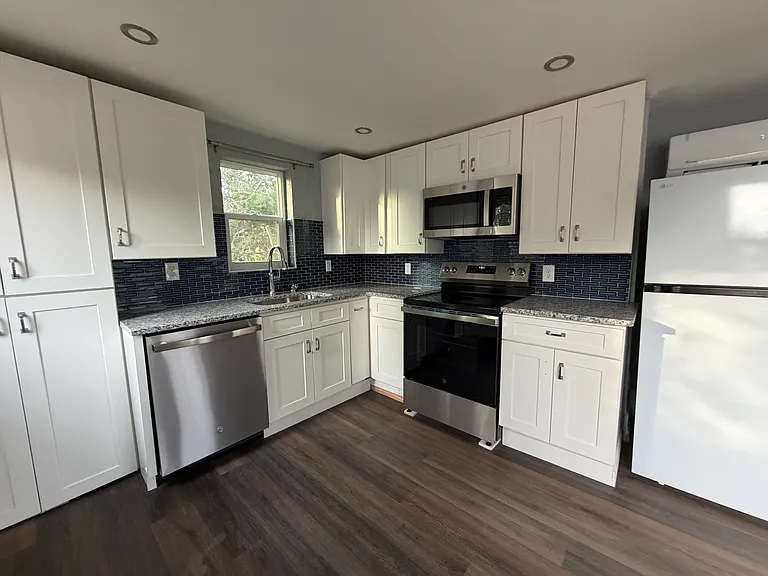 16655 SW 133rd Ave #1 — Photo 4