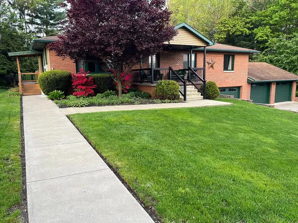 506 Stark St, Moosic, PA 18507
