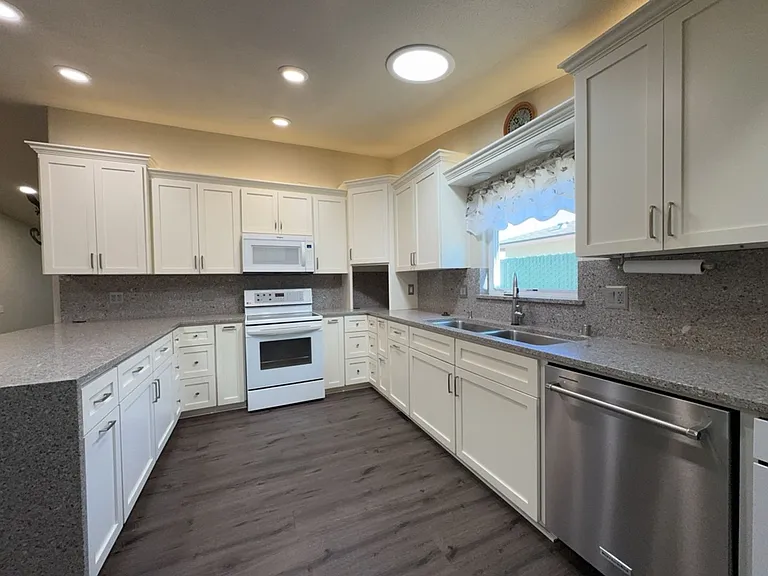 5125 Camino De Arena — Photo 4