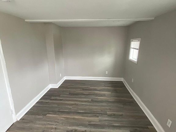 3rd image of 658 N 52nd St #3