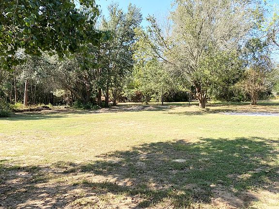 3rd image of 11519 E State Highway 294