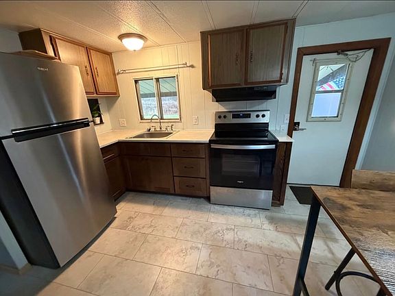 3rd image of 271 Prospect Valley Rd