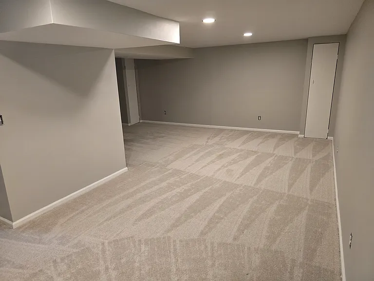 5276 Gillette Ave — Photo 5