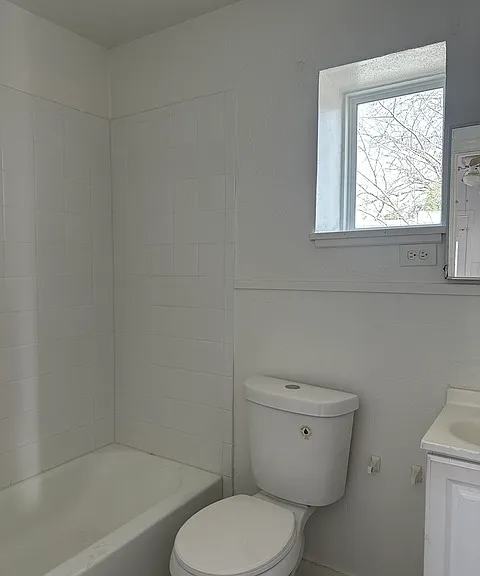 417 Eleanor Ave #2 — Photo 16