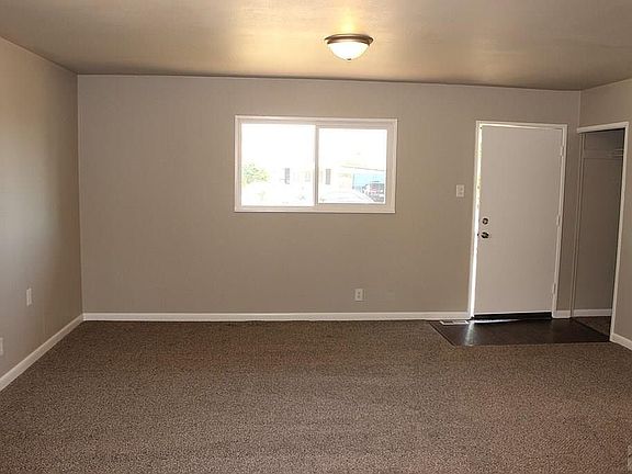 5th image of 2609 Ontario St
