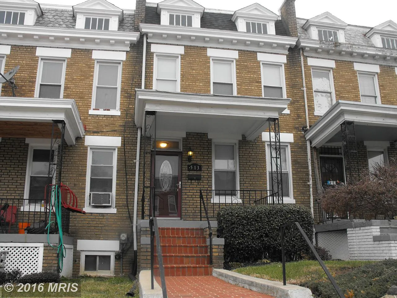 513 Lamont St NW photo 1