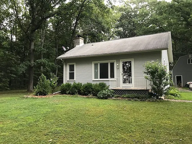 27390 N Dixboro Rd photo 1