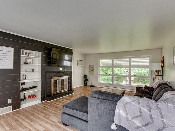 2nd image of 499 Midland Dr