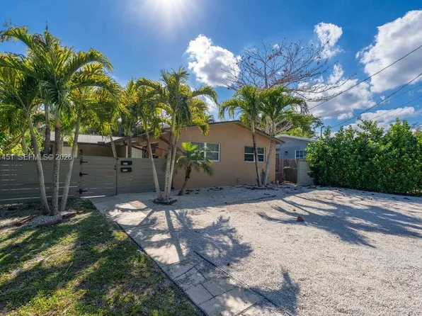 2470 NE 182nd Ter #1, North Miami Beach, FL 33160