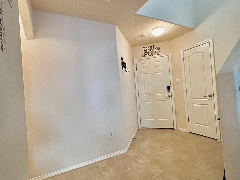 10919 Fort Point Ln NE — Photo 29