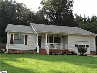 1st image of 9 Parkstone Dr
