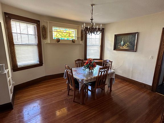 3rd image of 77 Decker Ave #5