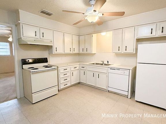 4th image of 5306 38th St APT C