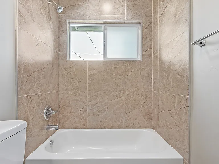 2136 W Village Dr — Photo 36