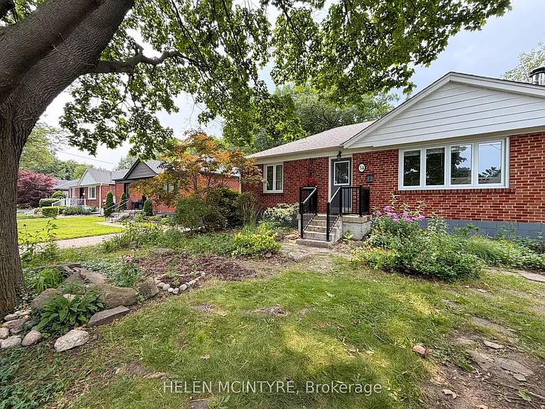 34 Dunning Cres — Photo 33