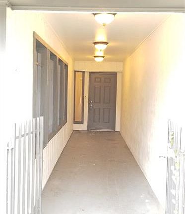 2nd image of 2128 Fleur De Lis Ct