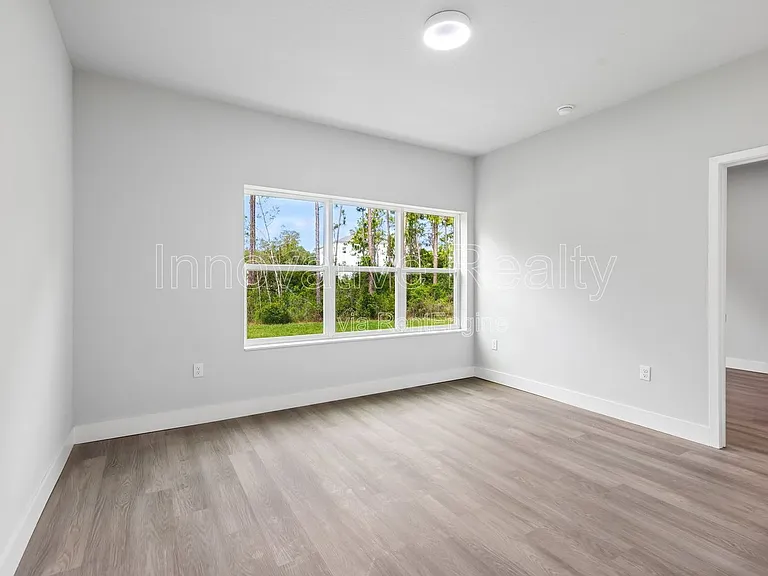 Las Palmas Apartments — Photo 43