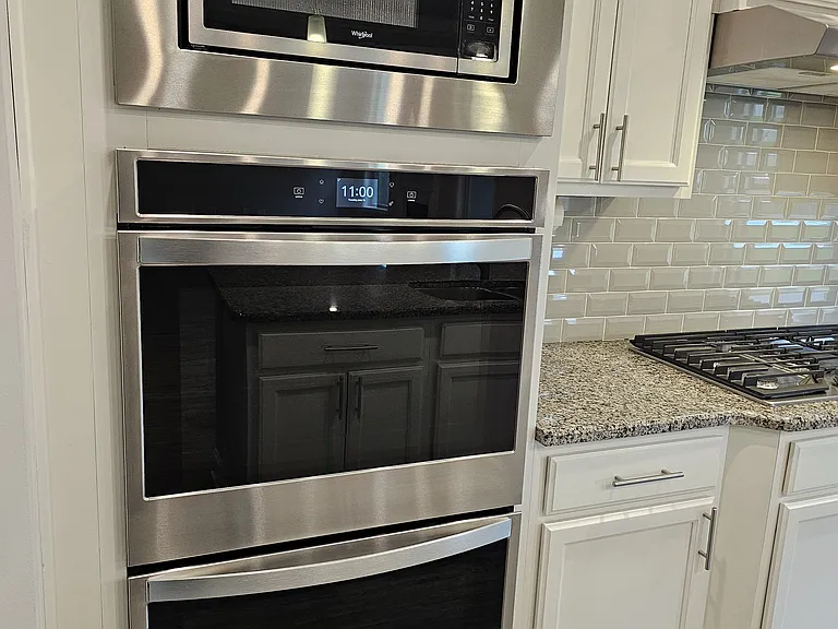 352 Newshaw Dr — Photo 12
