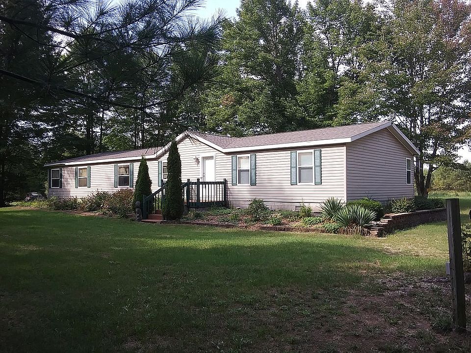 3136 S 41st Rd Cadillac MI 49601 Zillow