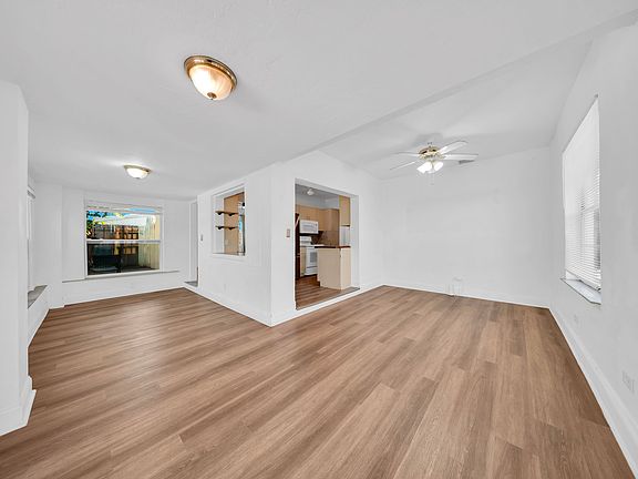 2nd image of 1624 NE 175th St