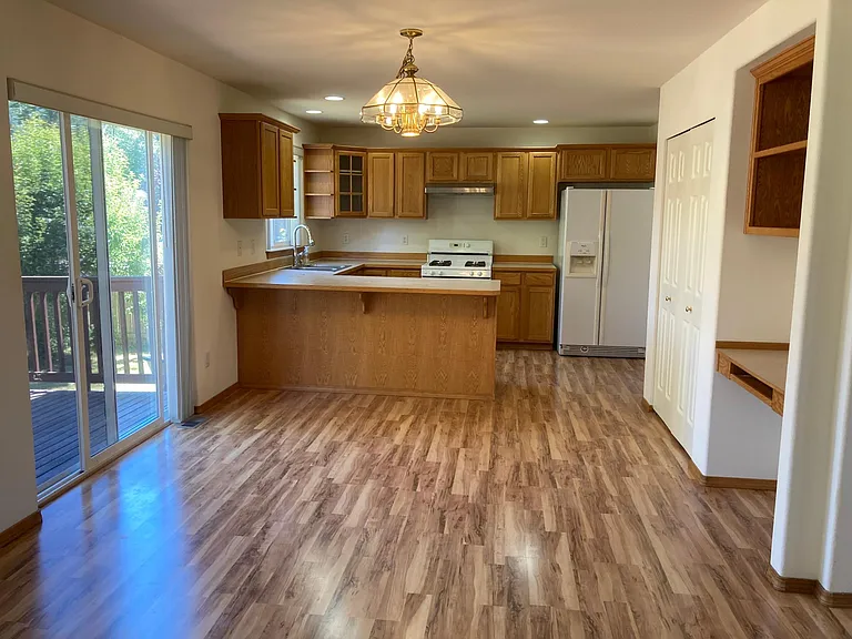 3614 Lemon Grove Dr — Photo 6
