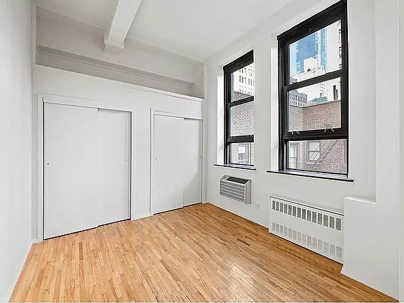 3rd image of 239 Park Ave S APT 12C