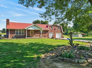 143 Fisk Rd, Livingston, TN 38570