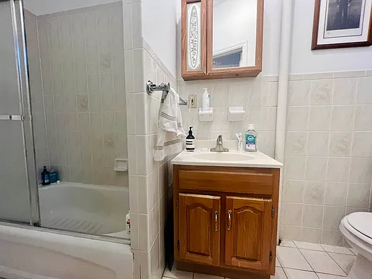 Rented by Native Real Estate LLC | media 16