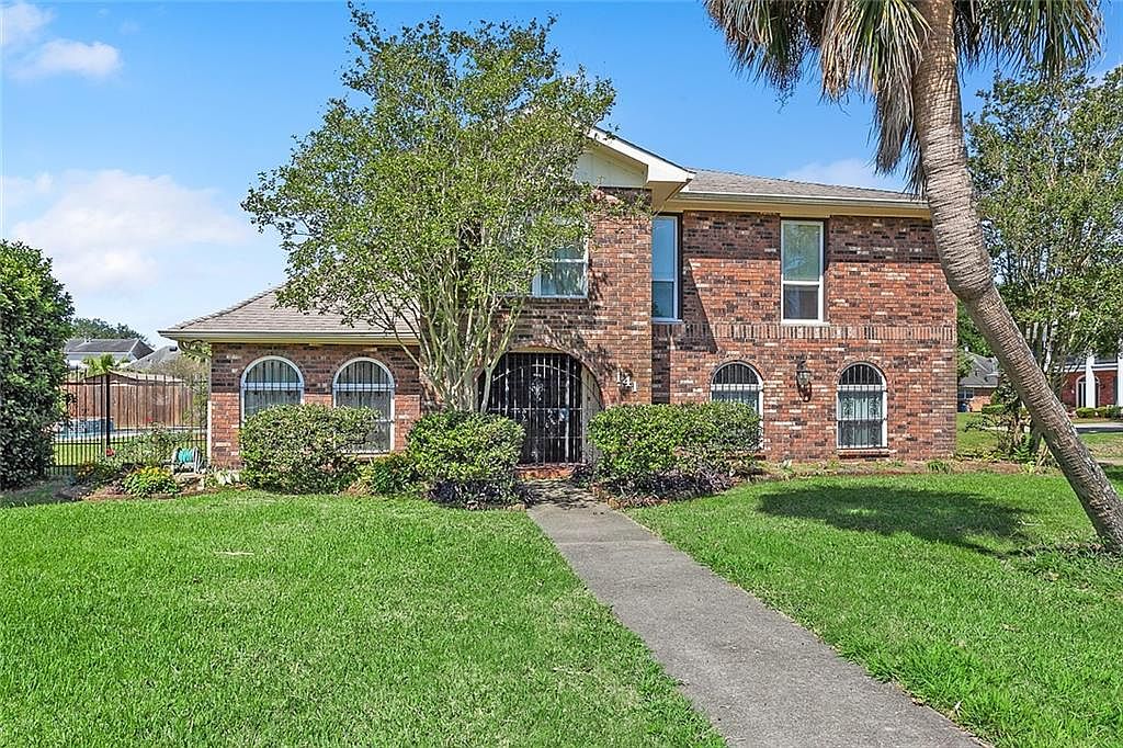 141 Chateau Saint Michel Dr