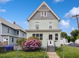40 Orchard St E, West Hartford, CT 06117