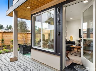 9211 B Densmore Ave N, Seattle, WA 98103