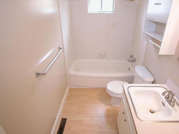3rd image of 1378 E Luck Spring Dr