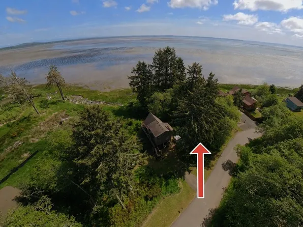 816 Duck lake Drive NE, Ocean Shores, WA 98569