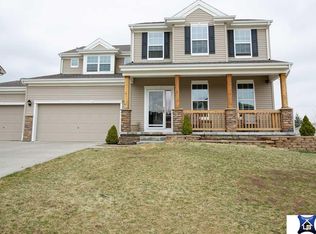 18722 Olive St, Omaha, NE 68136