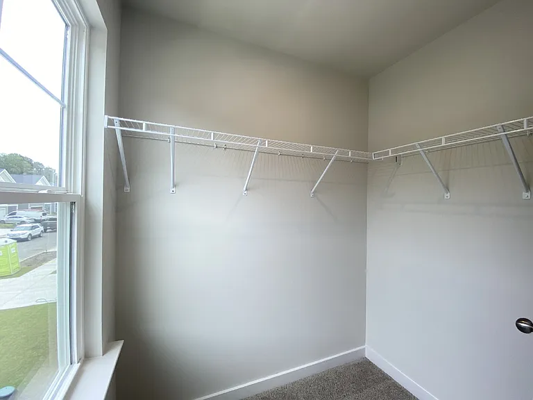 55 Lockwood Dr — Photo 18